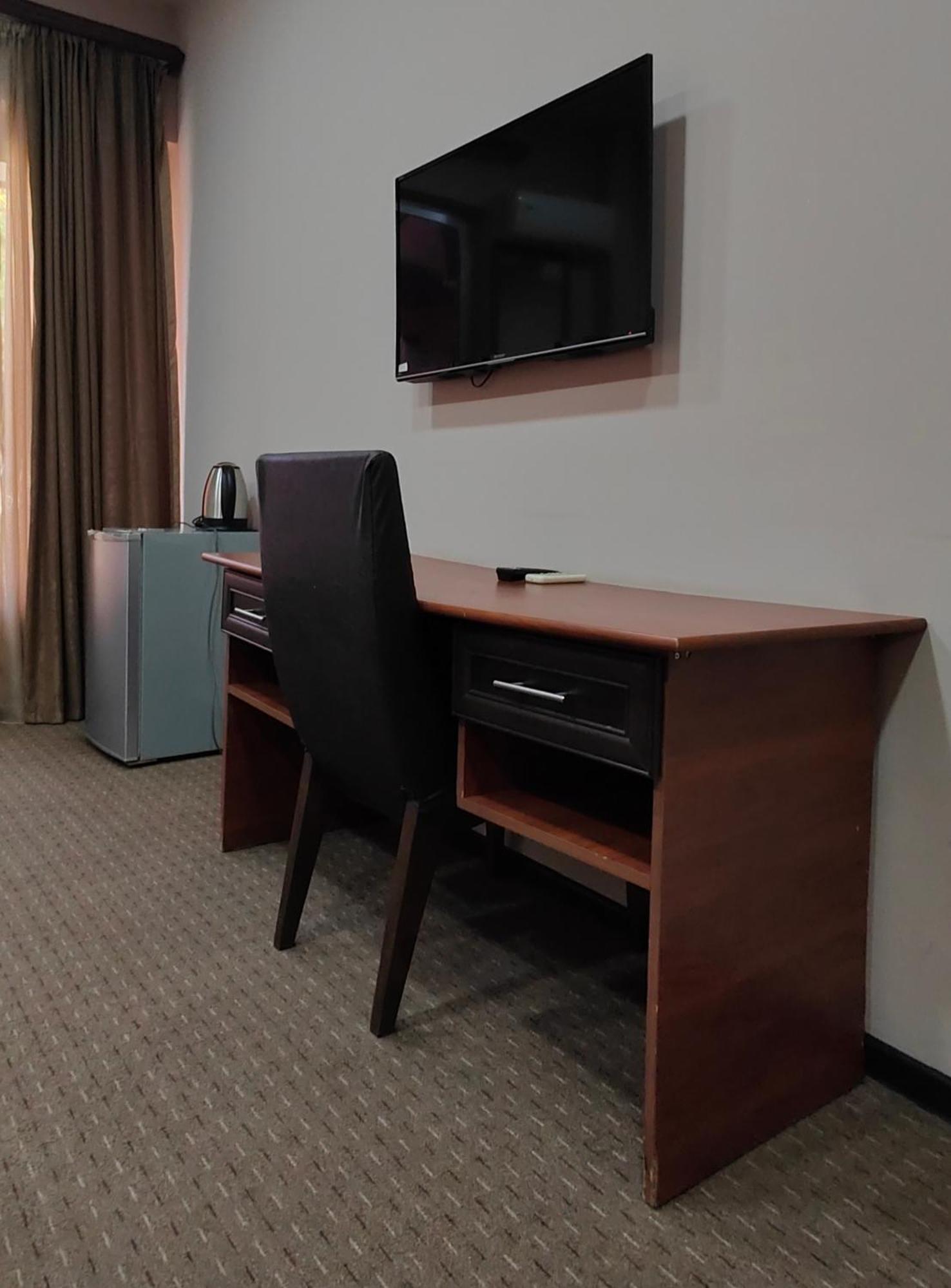 Areg Hotel Erivan Dış mekan fotoğraf